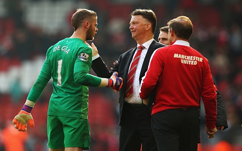 Trước trận M.U vs Liverpool: Những vấn đề cần Van Gaal giải quyết