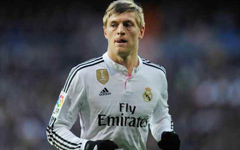 Toni Kroos mang tin vui den cho CDV Real Madrid hinh anh