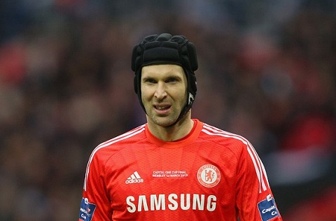 Arsenal thừa nhận không có cửa mua Petr Cech