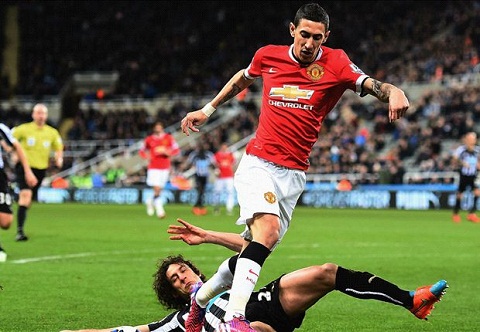 Newcastle 0-1 M.U: Trò cũ tặng quà Van Gaal, Quỷ đỏ may mắn tiêu diệt Chích chòe