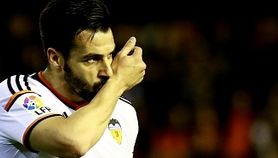 Video bàn thắng: Valencia 3-0 Levante UD (Vòng 31 La Liga 2014/2015)