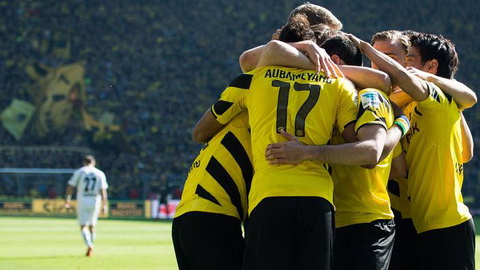 Dortmund 3-0 Paderborn Ap sat nhom du cup chau Au hinh anh