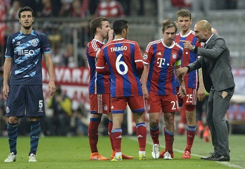 Vượt ải Porto, Pep vượt mặt Mourinho tại Champions League