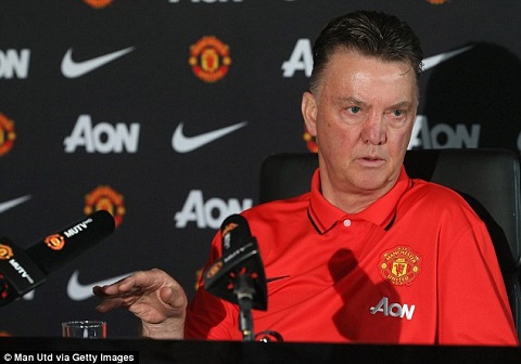 Van Gaal tuyên chiến: “Đừng vội gạt M.U ra khỏi cuộc đua vô địch!”