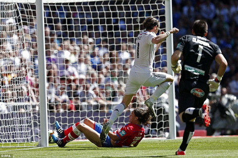 Du am Real Madrid vs Granada (9-1) Ronaldo ghi 5 ban, lap ky luc hinh anh 2