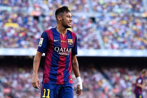 HLV Enrique lý giải nguyên nhân loại Neymar khỏi đội hình chính