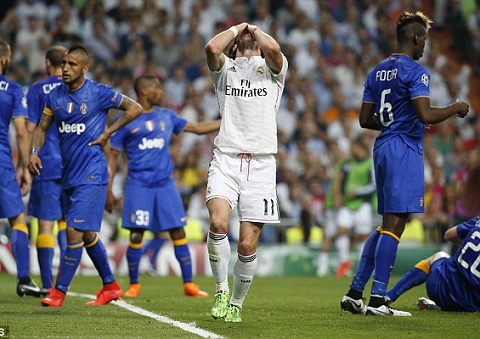 Bale do loi cho may man sau khi tit ngoi trong tran Real 1-1 Juventus hinh anh