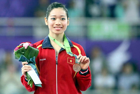 TDDC Viet Nam huong den SEA Games 28 Ngon co dau Phan Thi Ha Thanh hinh anh