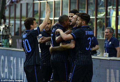 Inter Milan 1-2 Juventus Chieu sau dang so cua ke thong tri Serie A hinh anh