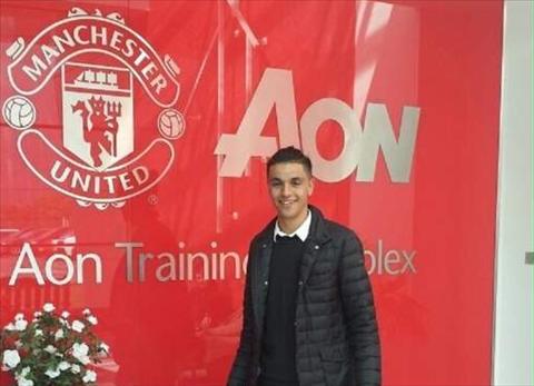 CHUYỂN NHƯỢNG (21/5): M.U chính thức có tân binh thứ 2, Man City chốt giá Sterling