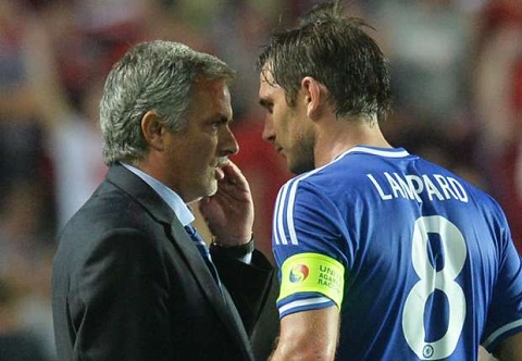 Mourinho noi gi truoc ngay Lampard chia tay Premier League hinh anh