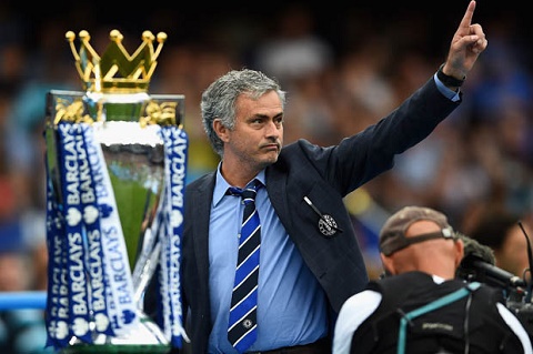 Chelsea vừa nâng cúp, Mourinho đã lên kế hoạch bảo vệ ngôi vương