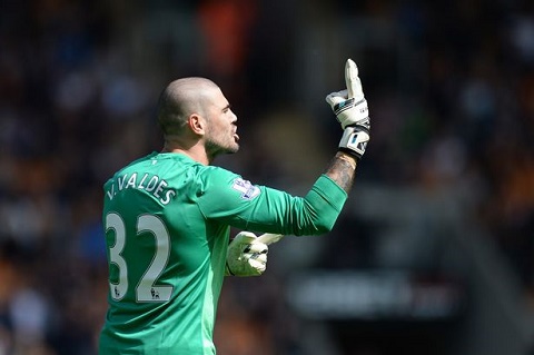 Victor Valdes sắp trở thành thủ môn số 1 của M.U