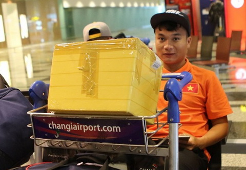 U23 Viet Nam mang thanh cong thung dua muoi sang du Sea Games 2015 hinh anh