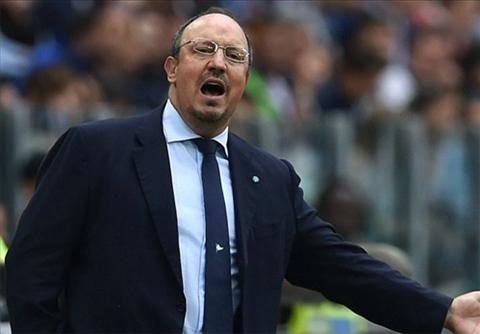 HLV Rafa Benitez CHINH THUC chia tay Napoli de don duong den Real hinh anh