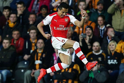 Alexis Sanchez duoc khen ngoi het loi sau tran Hull 1-3 Arsenal hinh anh