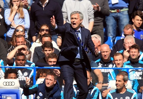 Truoc tran Chelsea – Liverpool Vo dich roi, da dep duoc chua Mourinho hinh anh