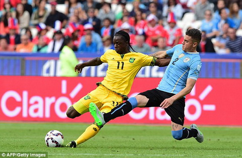 Uruguay 1-0 Jamaica Nha DKVD ra quan nhat nhoa hinh anh 2