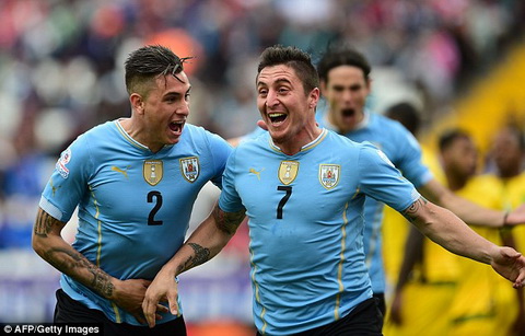 Uruguay 1-0 Jamaica Nha DKVD ra quan nhat nhoa hinh anh