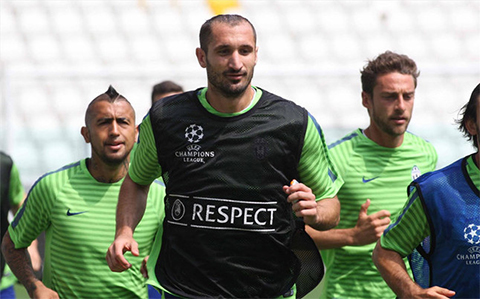 Người Juventus xem thường Lionel Messi trước CK Champions League