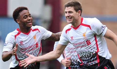 Huyền thoại Gerrard nhắn nhủ hậu bối Sterling: Hãy làm một thằng đàn ông