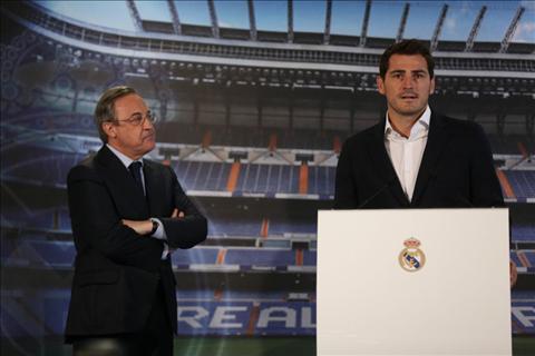 Xavi noi gi khi Casillas roi Real Madrid hinh anh