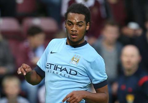 Bạn cũ của Công Phượng chính thức rời khỏi Man City