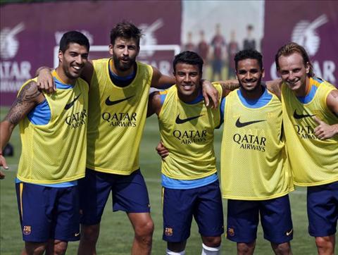Barca chot danh sach cau thu du ICC Cup 2015 Khong Messi, Neymar hinh anh
