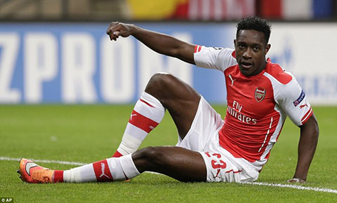 Danny Welbeck khiến Arsenal buồn lòng