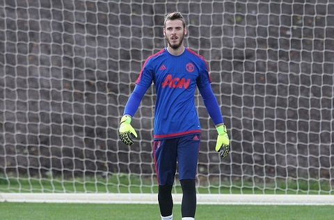 Chong doi Van Gaal, thu mon De Gea  bi day ai xuong doi tre U21 hinh anh