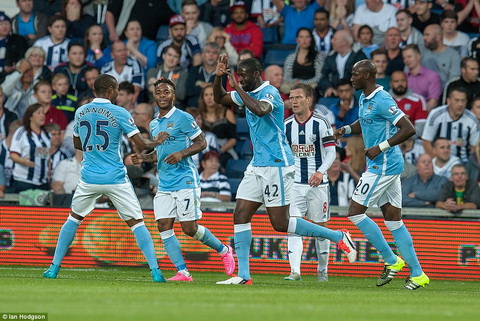 Man City lột xác hoàn toàn: Ứng viên vô địch đây chứ đâu!