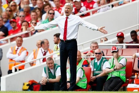 Muốn Arsenal vô địch Premier League, Wenger cần thay đổi
