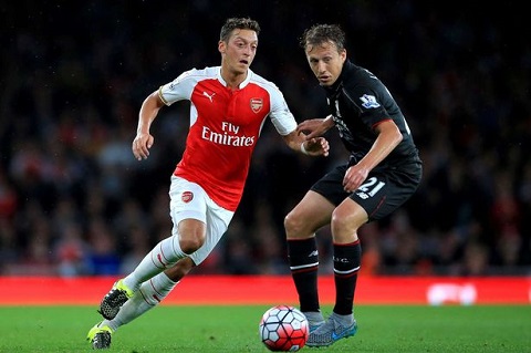 Liverpool quay ngoắt 180 độ, muốn giữ công thần