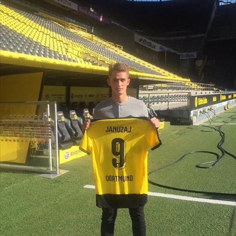 NONG Adnan Januzaj CHINH THUC roi Man Utd va gia nhap Dortmund hinh anh