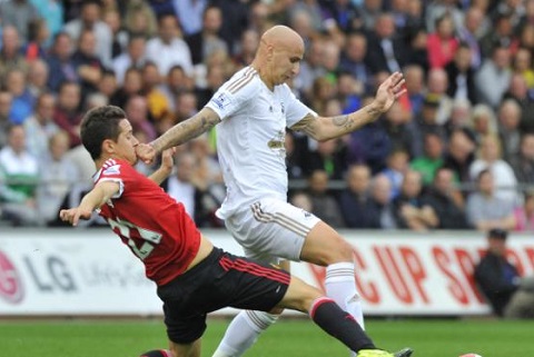 Nghịch lý của HLV Van Gaal: Số 10 ảo