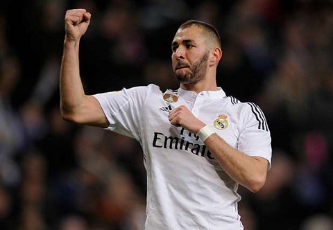 Cach duy nhat de Arsenal mua thanh cong Benzema la… hinh anh