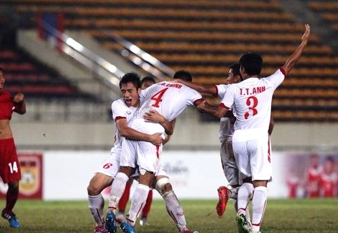 Thay tro HLV Hoang Anh Tuan gay an tuong U19 Viet Nam 2-0 U19 Myanmar hinh anh