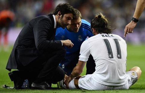Real thang gion gia nhung Gareth Bale tai phat chan thuong hinh anh