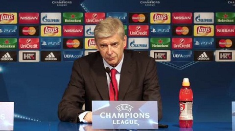 Wenger: "Có thua M.U tôi cũng không lo bị sa thải"