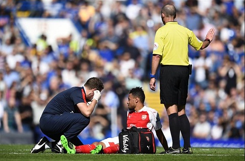 Arsenal đón tin buồn sau thất bại khó nuốt trước Chelsea