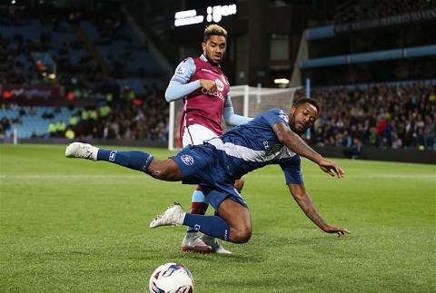 Arsenal và Liverpool đại chiến vì sao trẻ người Anh