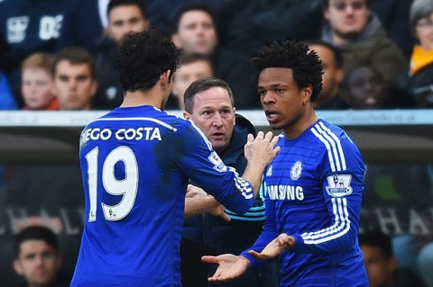 Hang cong Chelsea sut Mourinho khoi Stamford Bridge hinh anh