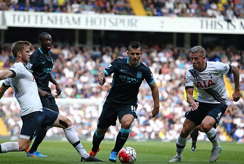 Aguero lại tịt ngòi: Là phong độ hay tuổi tác?