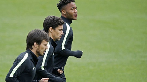 Hàng loạt trụ cột quan trọng của Man City đã trở lại tập luyện