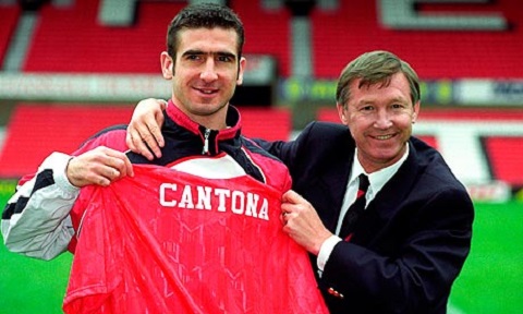 Tiet lo HLV Alex Ferguson quyet dinh mua tien dao Eric Cantona khi dang tam hinh anh