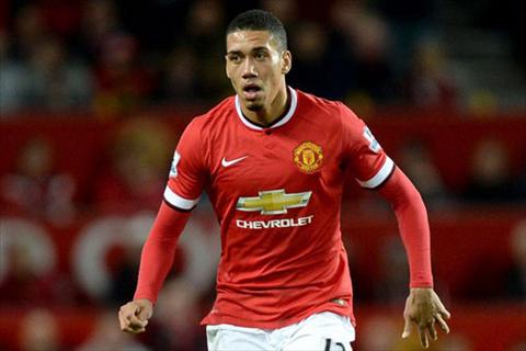 Trung ve Chris Smalling hinh anh 2