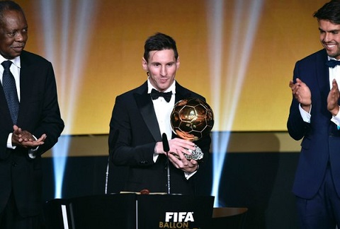 Messi tiet lo ve tuong lai sau khi gianh QBV FIFA 2015 hinh anh