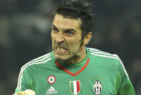 Buffon lập kỷ lục mới tại Serie A