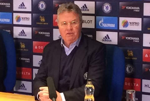 Hiddink chỉ trích trọng tài sau khi Chelsea bị West Brom cầm hòa