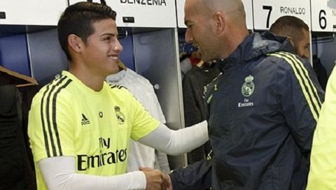 Tien ve James Rodriguez noi gi khi bi HLV Zidane hat hui hinh anh